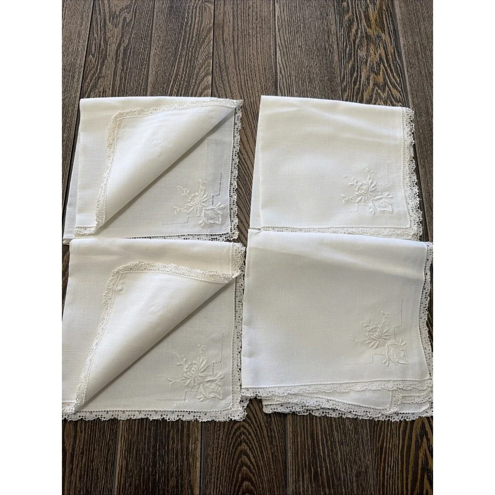 VTG 8 Linen Luncheon or Dinner Napkins White Linen, Beautiful Handmade Lace